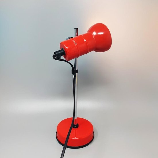 Superb 1970s red table lamp by Veneta Lumi
