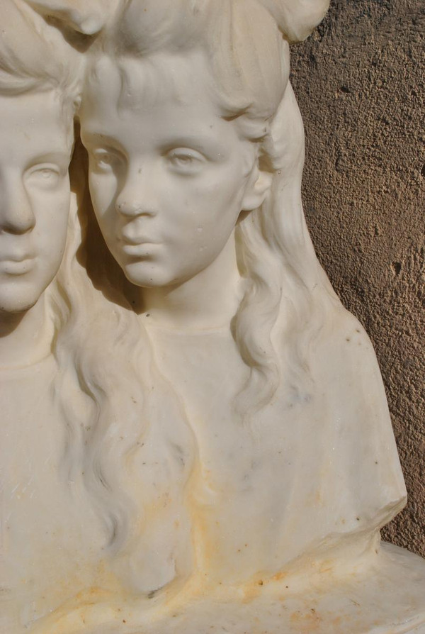 *Offre spéciale *Busti di giovani donne, marmo di Carrara, fine XIX secolo