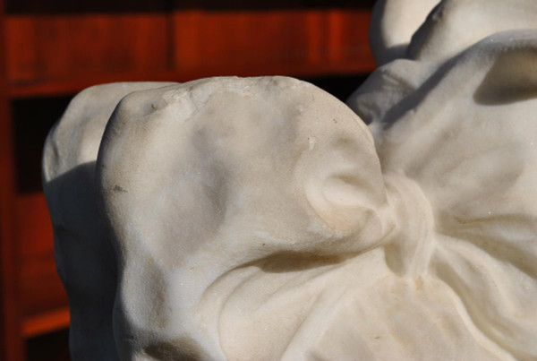 *Offre spéciale *Busti di giovani donne, marmo di Carrara, fine XIX secolo