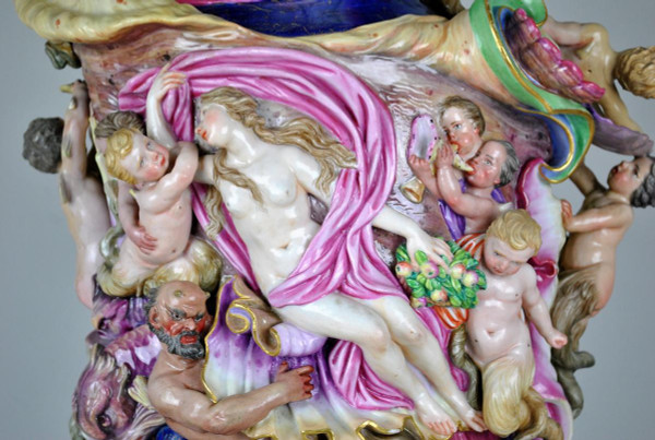 *Offre spéciale *Grande Aiguière En Porcelaine, Allemagne? XIXème Siècle