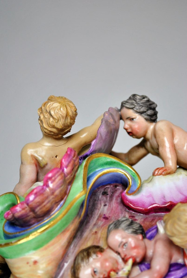 *Offre spéciale *Grande Aiguière En Porcelaine, Allemagne? XIXème Siècle