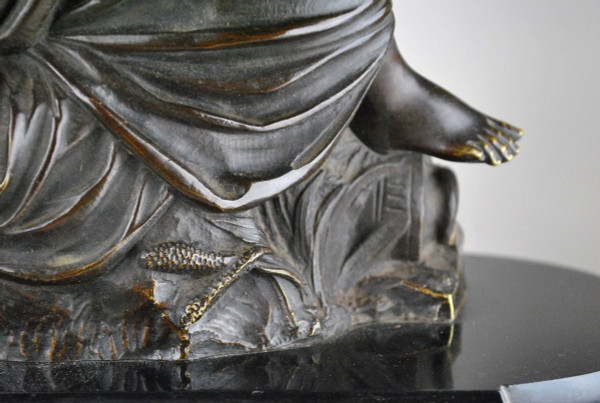 *Offre spéciale *James Pradier, Garniture De Nemausa, Bronze And Marble, 19th Century