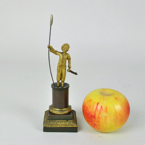 Turc à La Lance, Bronze Double Patine, 19eme Siècle
