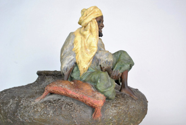 Goldscheider, Grande Vaso in Terracotta con Carattere Orientale seduto, XIX Secolo