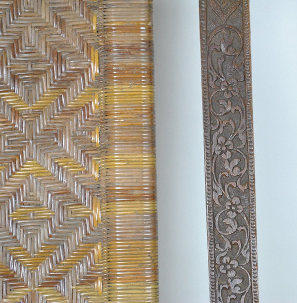 Sedia pieghevole in legno esotico intagliato e canna, Asia, Fine XIX/Inizio XX secolo