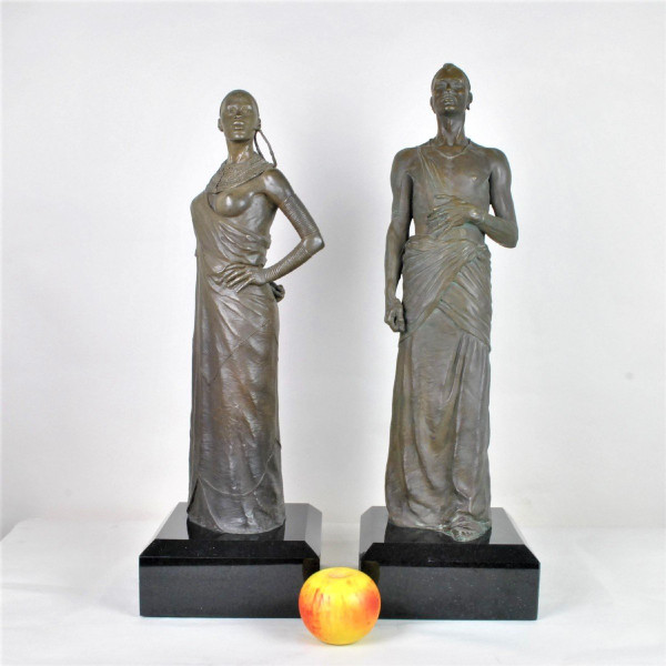 *Offre spéciale*Coppia di Grandi Bronzi di Massai, XX Secolo