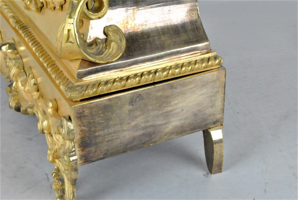 Napoleon crossing the Alps, gilded bronze pendulum, 19th century