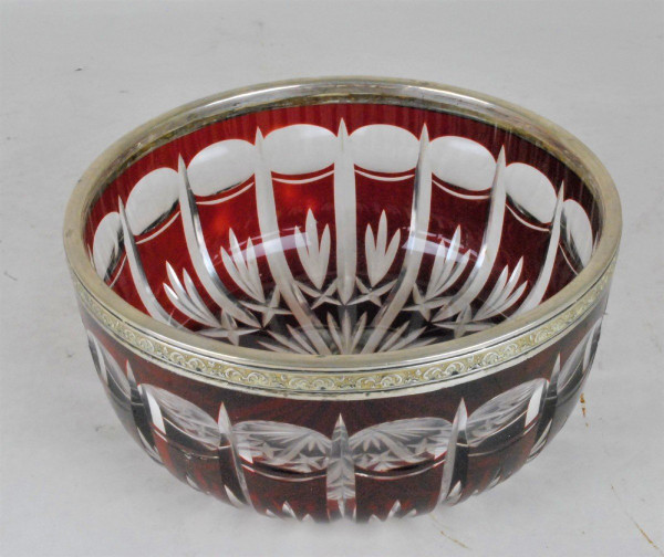 Coppa in cristallo rubino con cornice in argento, fine XIX inizio XX secolo