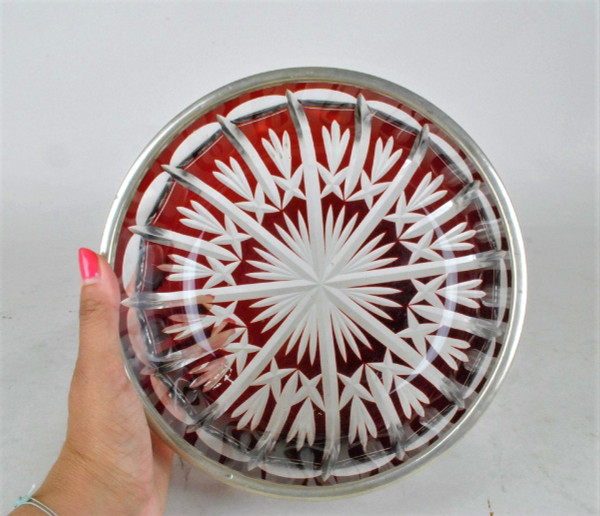 Coppa in cristallo rubino con cornice in argento, fine XIX inizio XX secolo