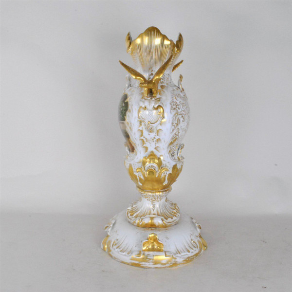 Grande vaso da sposa in porcellana, metà del XIX secolo