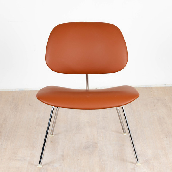 LCM leather low chair by Ray and Charles Eames circa 1960