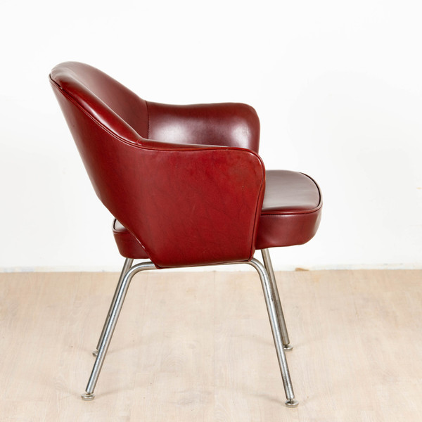 Poltrona "Conference" di Eero Saarinen per Knoll international, 1957