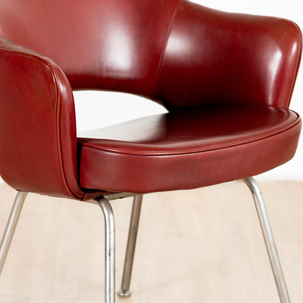 Poltrona "Conference" di Eero Saarinen per Knoll international, 1957