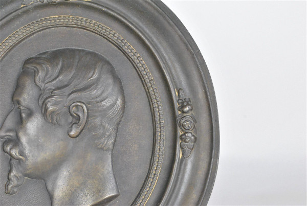 Napoleone III e Eugenia, Coppia di medaglioni in bronzo, XIX secolo