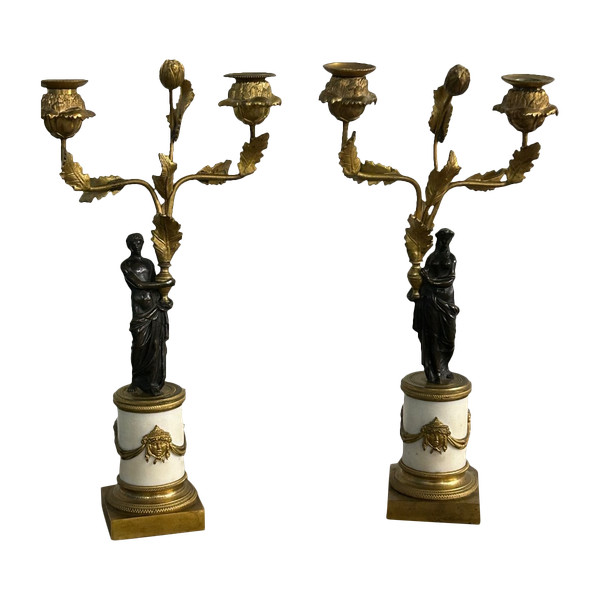 Coppia di candelabri in bronzo dorato patinato e marmo impero