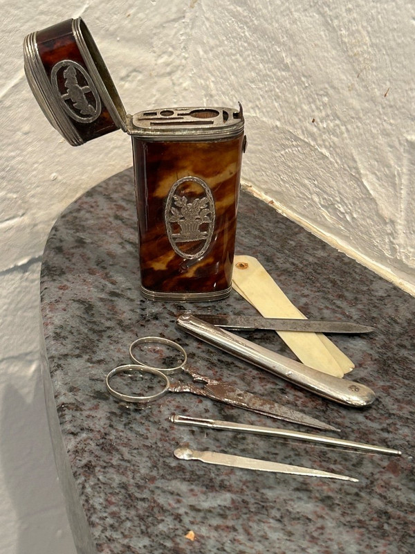 Tortoiseshell And Silver Travel Or Sewing Kit 18th Century