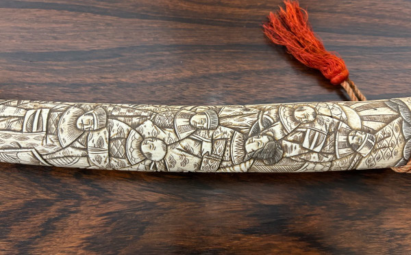 Wakizashi - Sabre Japonais De Théâtre En Os Sculpté Fin XIXéme Siècle - Katana