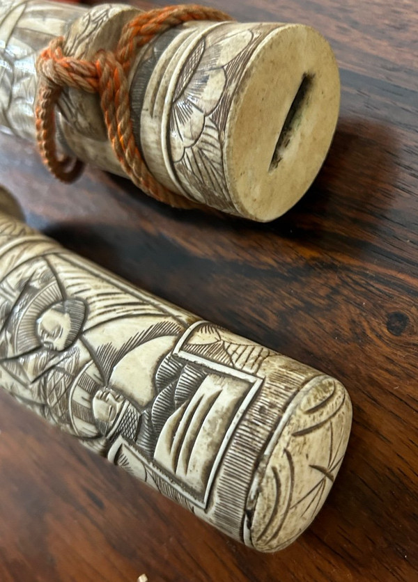Wakizashi - Sabre Japonais De Théâtre En Os Sculpté Fin XIXéme Siècle - Katana