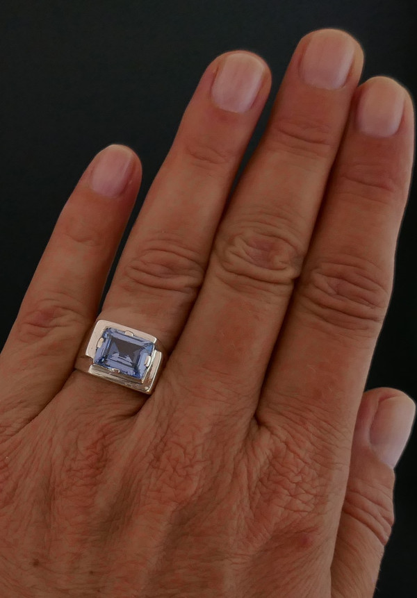 Anello Art Deco In Argento E Spinello Blu.