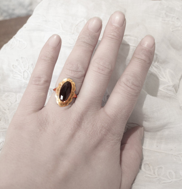 Anello marquise in oro giallo e granato misura dito 54