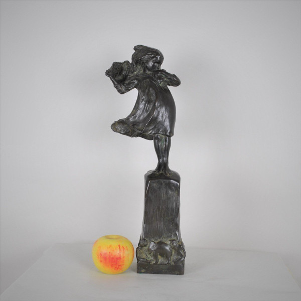 Robin Shippard, Bambina con cucciolo, firmato in bronzo e datato 1901