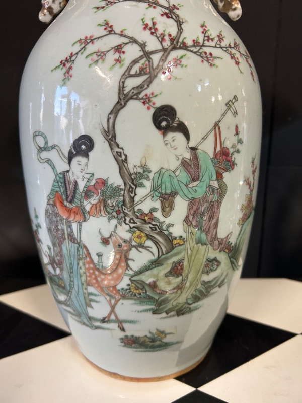 Große chinesische Porzellanvase, spätes 19. Jahrhundert – Chinesisch