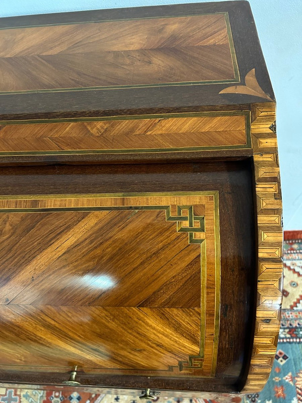 Bellissimo scrittoio a cilindro in intarsio Luigi XV del XVIII secolo