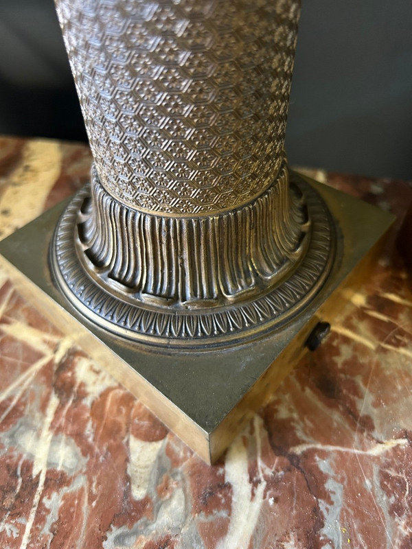 Ein Paar Kerzenhalter aus Bronze für Frauen im Empire-Stil - Anfang 19.
