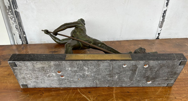 Grande bronzo Art Déco “La Force” non firmato H 59 x L 75 cm