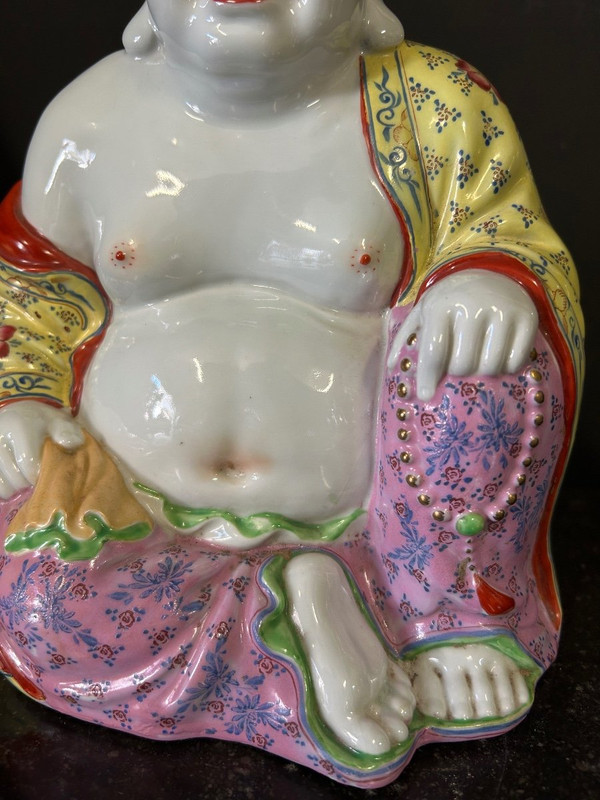 Bouddha - Budai - Putai Rieur En Porcelaine Polychrome émaillée Chine Début XXe