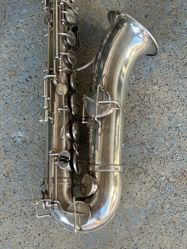Saxophon - Saxofon aus versilbertem Metall Von Couesnon & Cie Um 1930