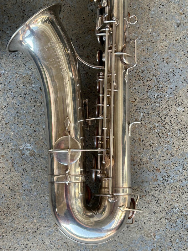 Saxophon - Saxofon aus versilbertem Metall Von Couesnon & Cie Um 1930
