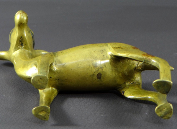 Sud Est Asiatico, Primo Terzo del XX Secolo, Statuetta di Cervo in Bronzo.