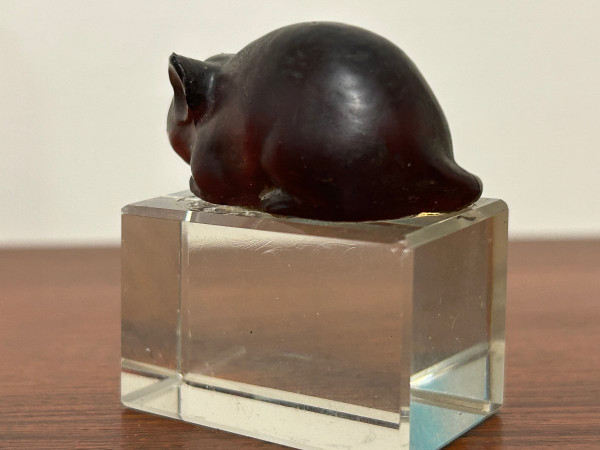 Small Mouse Sculpture In Garnet Glass Circa 1920