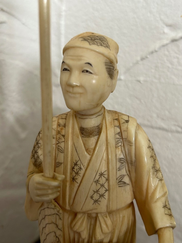 Okimono - Netsuke Ivory Carving From Japan Late 19th Century