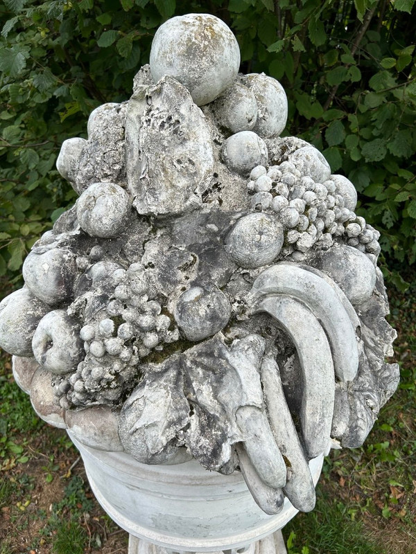 Huge Vase - Pot à Fruits Décoration De Jardin XXe Siècle