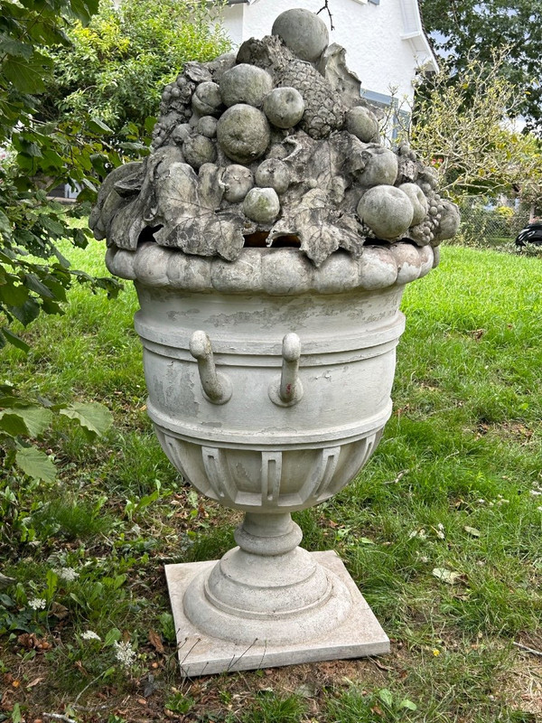 Huge Vase - Pot à Fruits Décoration De Jardin XXe Siècle