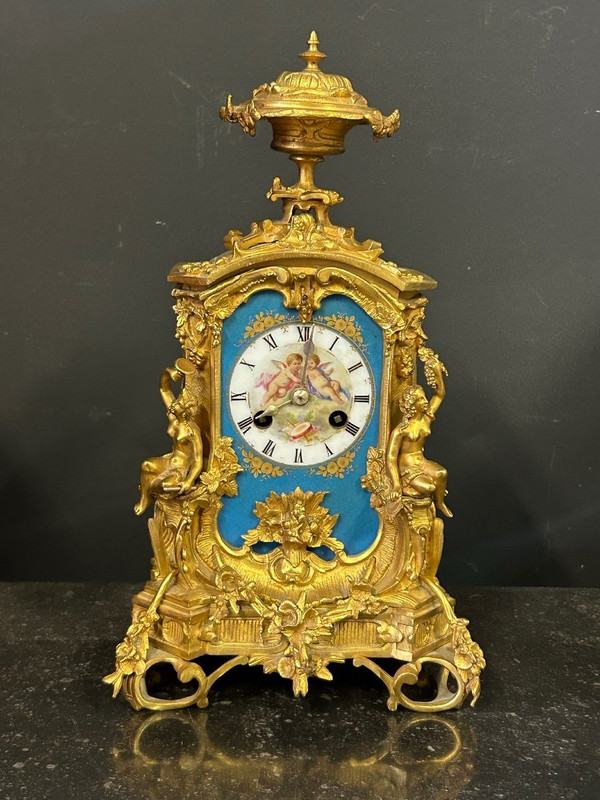 Pendule Bronze Doré Et Plaques De Porcelaine D’époque Napoléon III