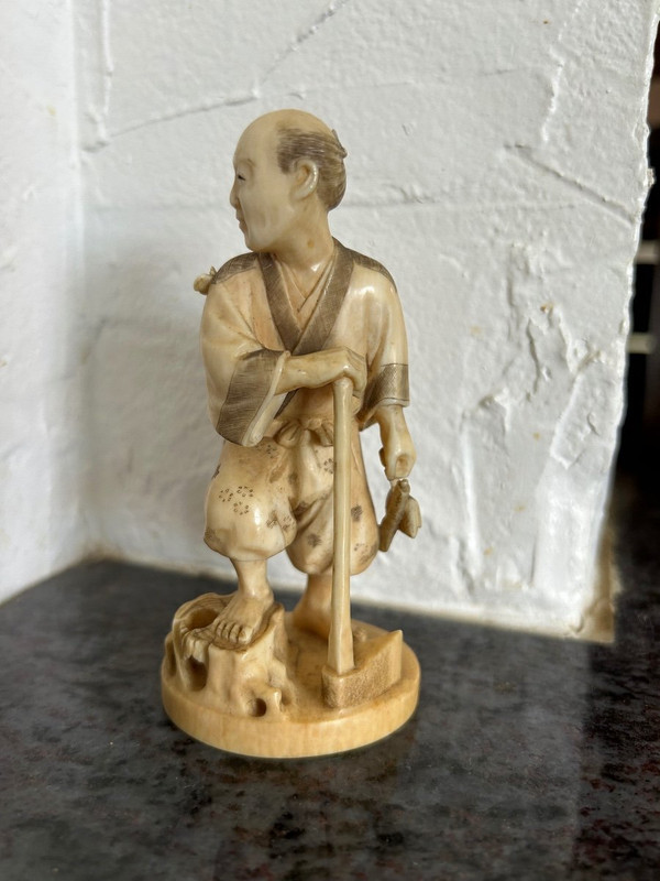 Okimono - Netsuke Elfenbein Schnitzerei Aus Japan Ende 19.