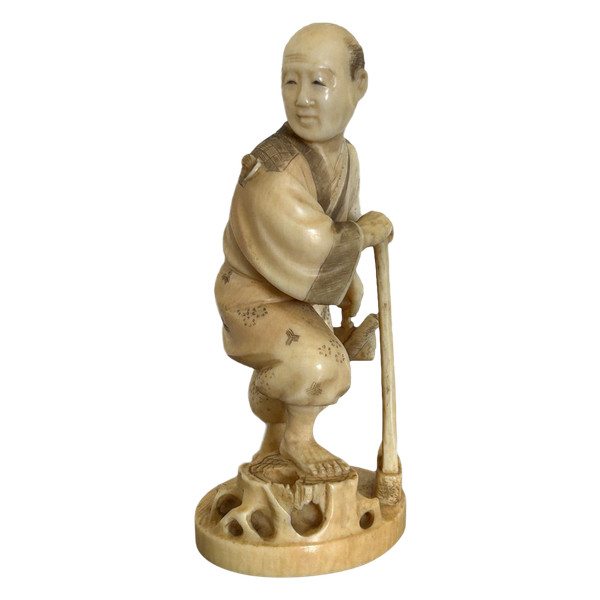 Okimono - Netsuke Elfenbein Schnitzerei Aus Japan Ende 19.