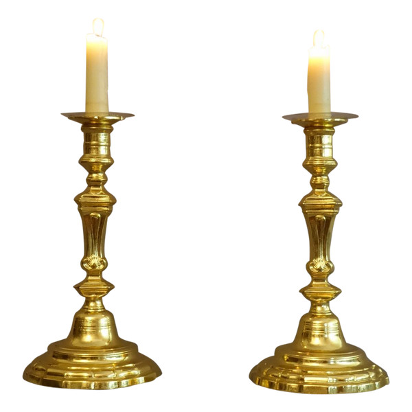 Pair of large torches circa 1680, 1700.