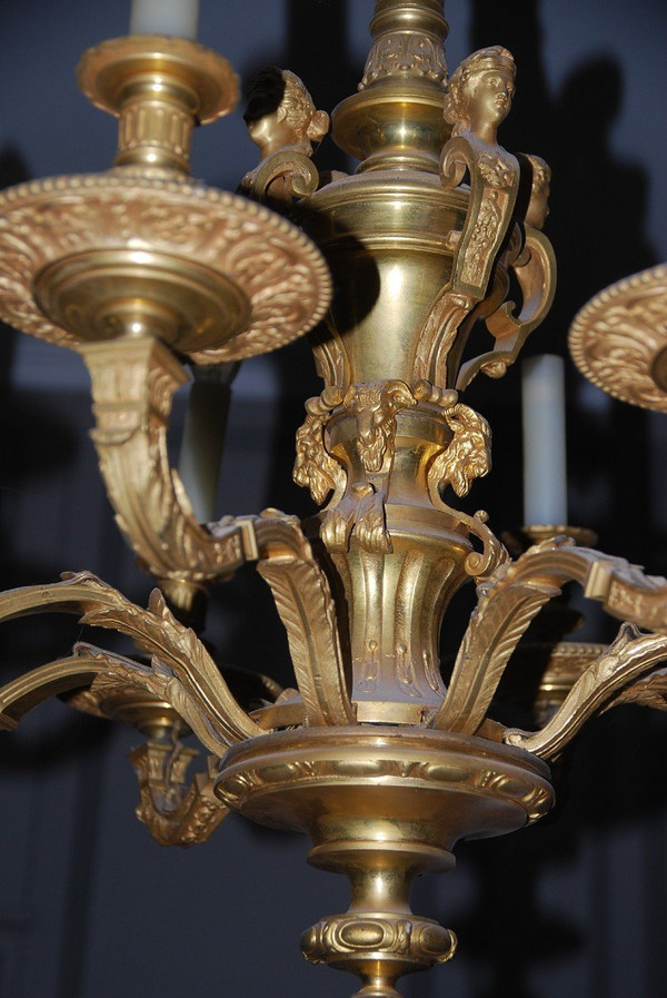 Mazarin, Important Lustre En Bronze Doré  De Style Louis XIV