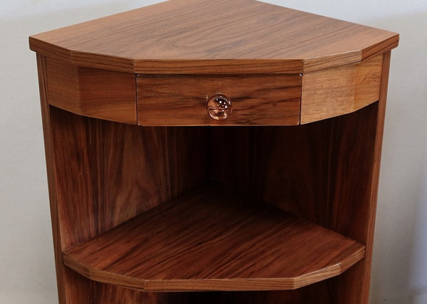 Pair of corner bedside tables in Walnut – 1940