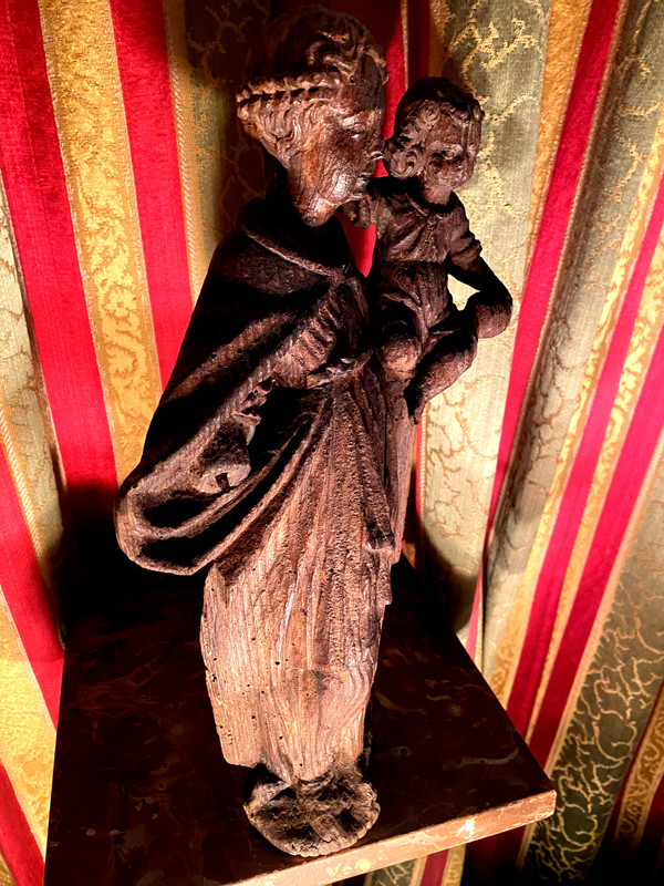 Virgin and Child carved in standing resinous wood from the 18th century mountain work