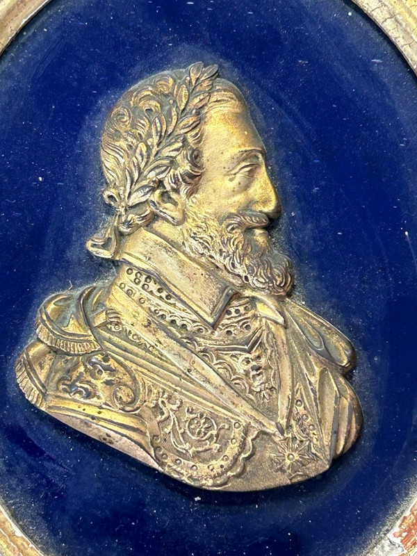 Pair De Portraits En Médaillons - Profils En Bronze Doré Henry IV Et Sully époque XVIIIème