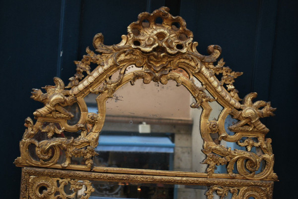 Beautiful Regency period mirror with Parecloses Early 18th century