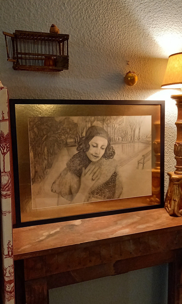Portrait de femme dans un paysage/ dessin