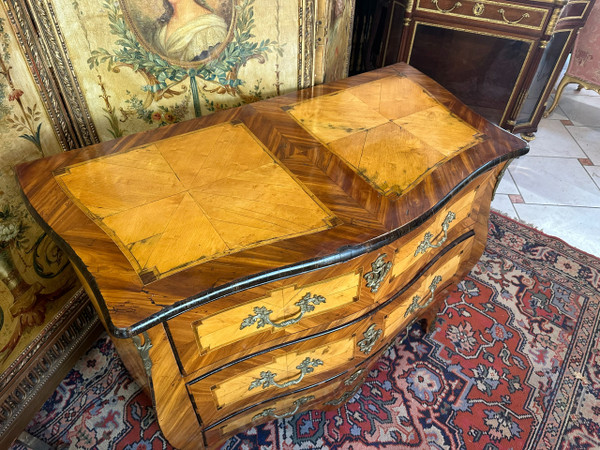 COMMODE 18ème LOUIS XV TRANSITION - TRAVAIL DE L'EST DE LA FRANCE