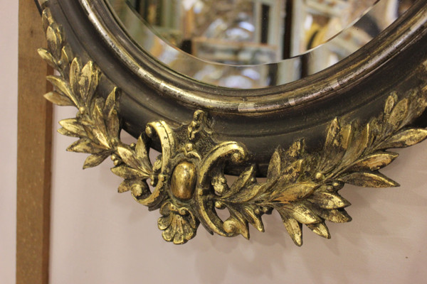 Specchio nuziale ovale, coppia di uccelli, foglia oro e patina, vetro molato 65 x 109 cm