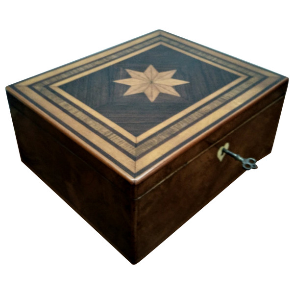 Inlaid box